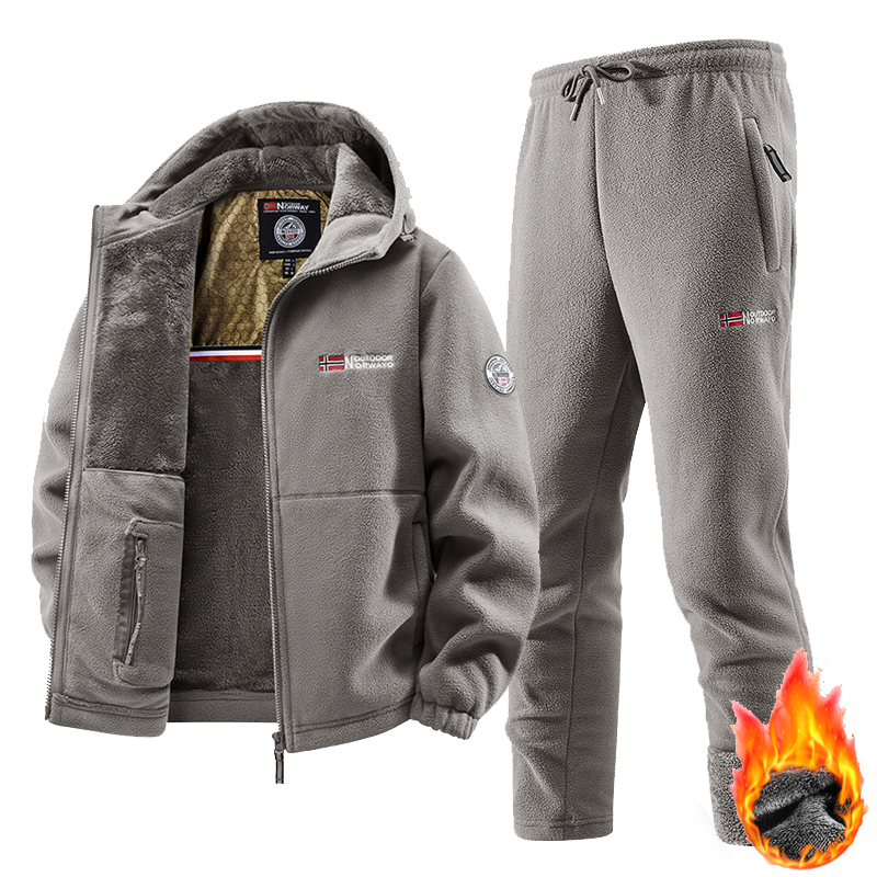 Nuovo Set di Abbigliamento Spo - Winter Clothing Pk recensione e prezzo
