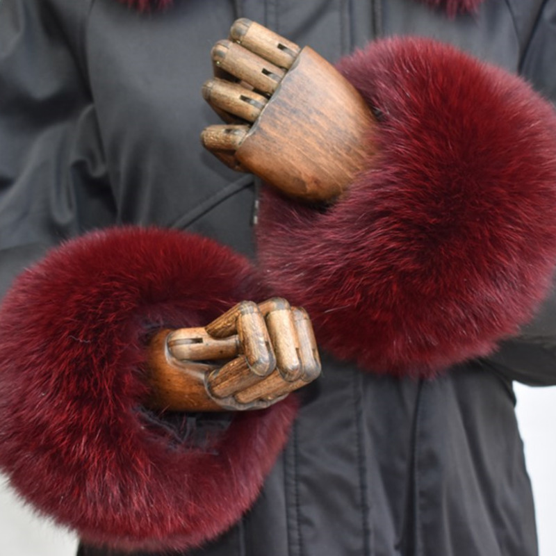 Polsini in pelliccia di volpe  - Winter Clothing Pk recensione e prezzo