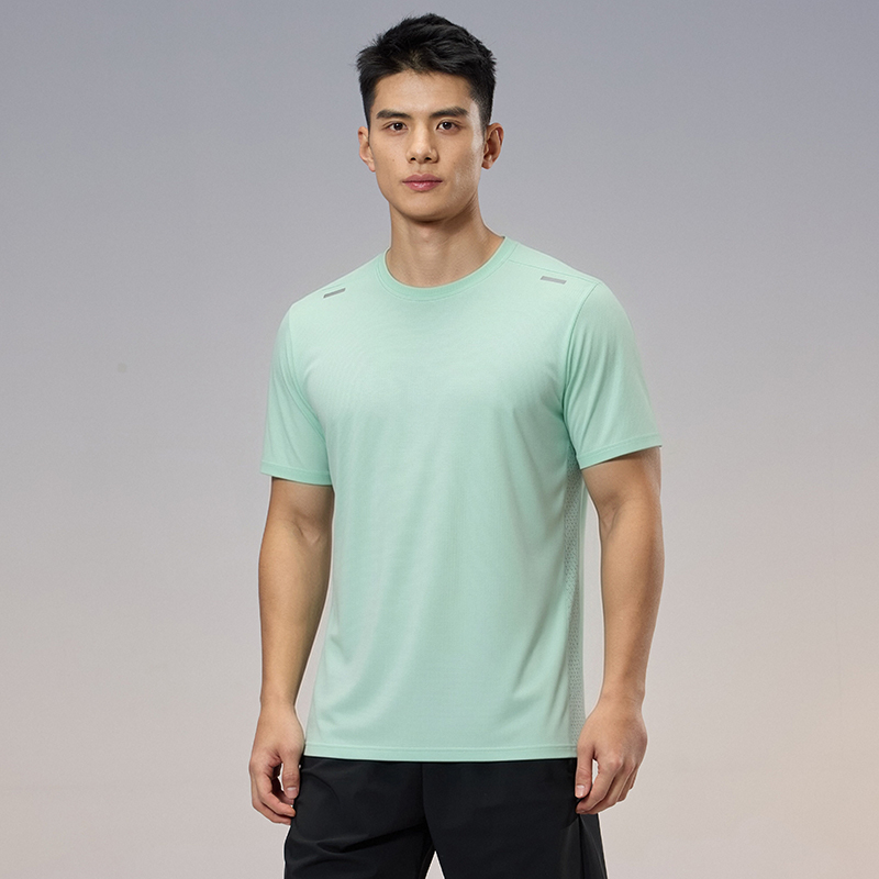 T-shirt Sportiva ad Asciugatur - Winter Clothing Hiking recensione e prezzo