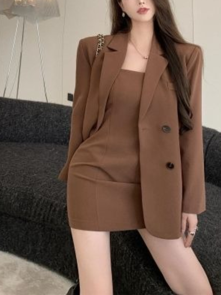 Autunno Inverno Marrone Elegan - Winter Clothing Pk recensione e prezzo